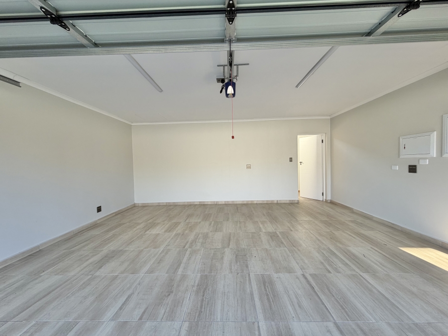 4 Bedroom Property for Sale in Aston Bay Eastern Cape